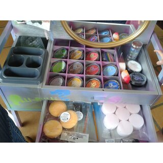 Kinderschminken pro Stunde Kinderschminken 1 Std. bei Ihnen